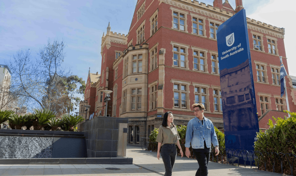 Sinh viên Đại học South Australia Global Pathways